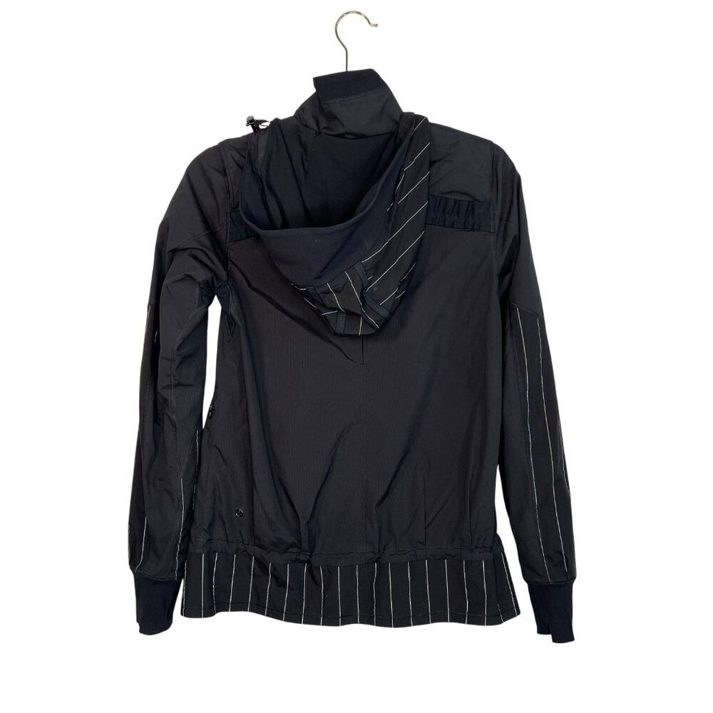 Lululemon Run: Bandit Jacket Reflective Black Siz… - image 4